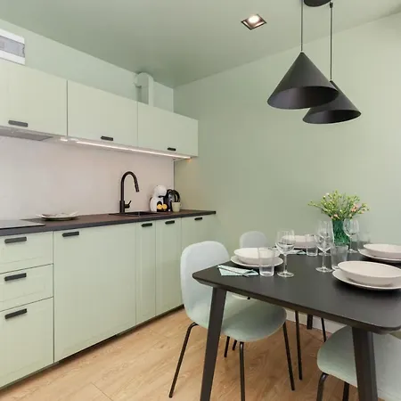 Apartment Port With Swimming Pool, & Gym By Renters Kolobrzeg