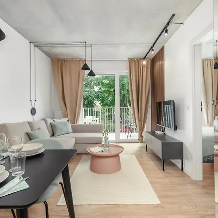 Port With Swimming Pool, & Gym By Renters Kolobrzeg