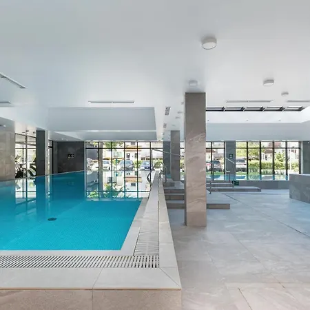 Port With Swimming Pool, & Gym By Renters Kolobrzeg