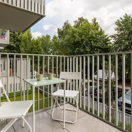 Port With Swimming Pool, & Gym By Renters *