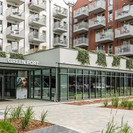 Port With Swimming Pool, & Gym By Renters Apartment Kolobrzeg